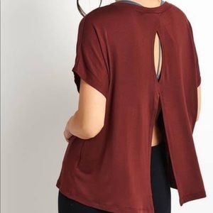 Beyond Yoga Split Keyhole Tee